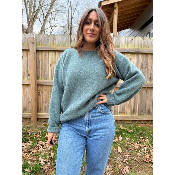 BEN SILVER SHETLAND WOOL SWEATER — Made in Scotland - Picture 7 of 9